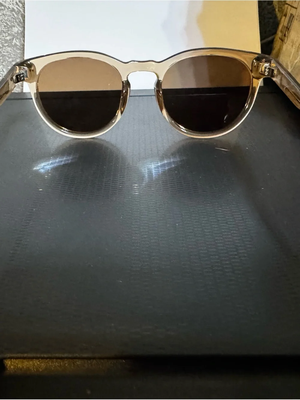 WMP Eyewear Tate Round Sunglasses in Light Crystal Brown